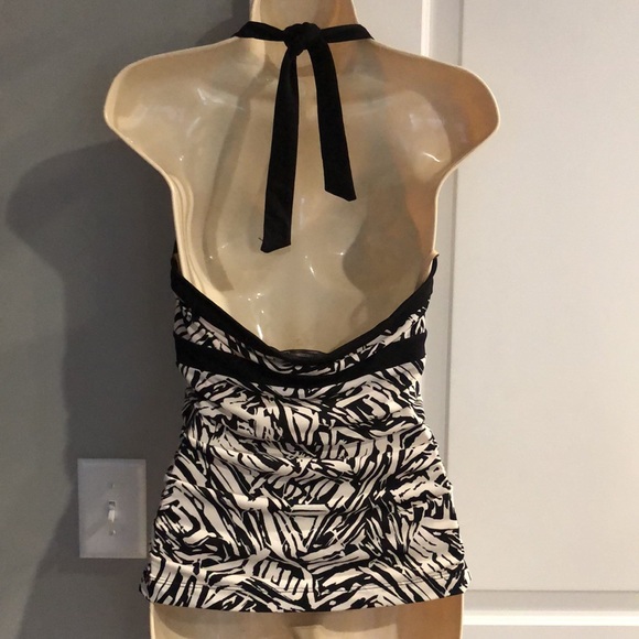 BCBGMaxAzria Halter Top. Black and white - zebra pattern. Size S - Picture 3 of 5